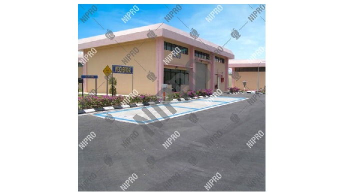 Material: RCC Weighing Capacity: Max. 200 Ton Brand: Nipro Taring Range: 100% Size: 18 x 3m Country ...