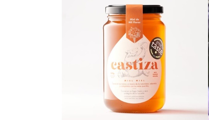 MIEL CASTIZA nace en 2019 de la unión de dos jóvenes emprendedores toledanos amantes de la naturalez...