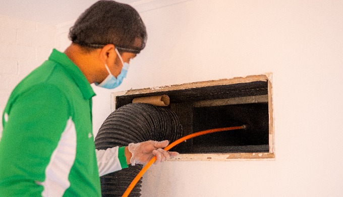 WHAT MAKES US DIFFERENT FOR AC DUCT CLEANING & WATER TANK CLEANING