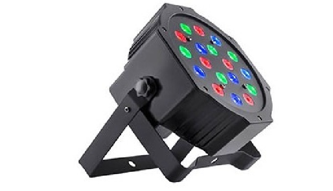 Potencia 63W. Incluye 7 leds RGB de 9 w cada uno. Vida del led: hasta 100.000 horas Apertura: 25 gra...