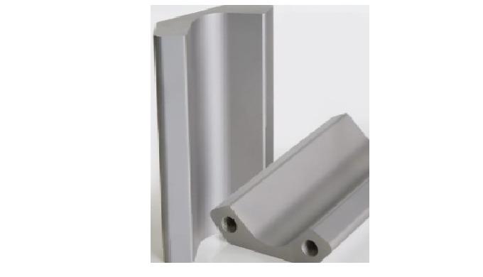 Machining of steel parts