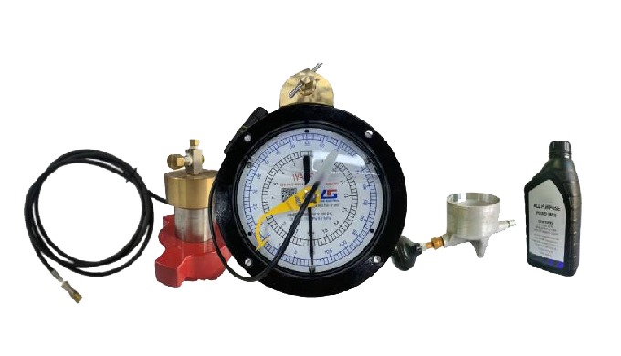 Pressure reducing electric contact pressure gauge