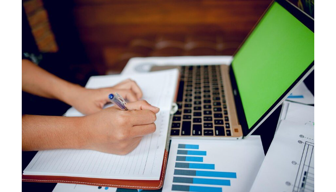 Învățați rapid cum să lucrați în programul Microsoft Excel cu ajutorul cursurilor Office Excel oferi...