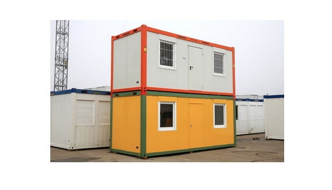 Des pièces sur-mesure: des bureaux, containers sanitaires ou hangars de stockage conçus individuelle...