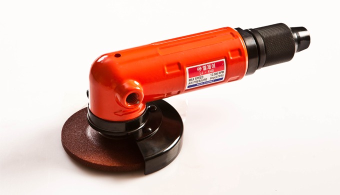 1. Angle Grinder can be used for beveling the iron plate corner, and removing the welding slush, the...