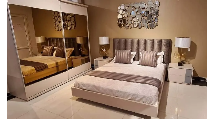 Une belle chambre à coucher production Ami Meuble 100% Algérienne. Référence : sidouLivraison pour t...