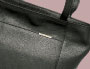 Dámské kabelky Výroba precizně zpracovaných dámských kabelek. Design je do určité míry nadčasový a f...