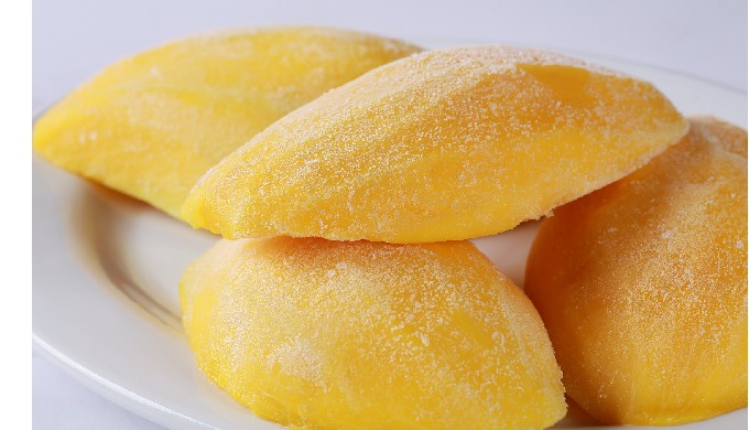 The mango from Vietnam with good brix, taste and qualified with enough certificate to export to US, ...
