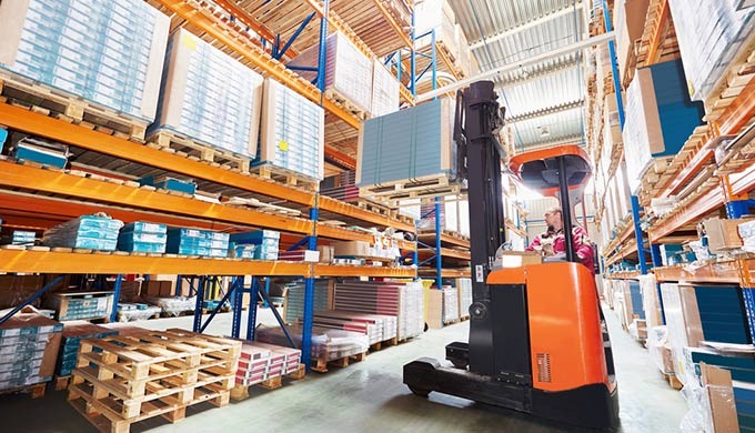 STOKVIS , vous propose une large gamme de produits spécialisés dans la manutention et le levage avec...