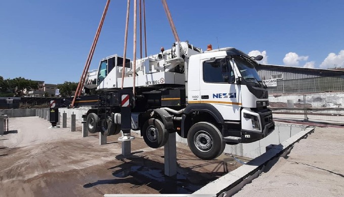 GRUE SUR CAMION MTK 180L