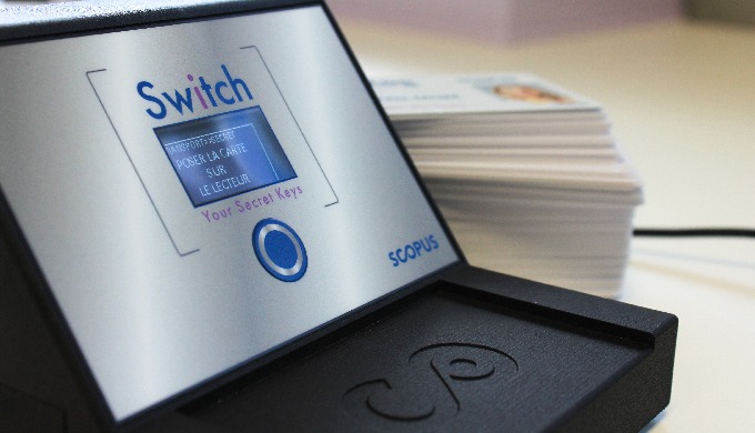 Switch : lecteur encodeur de clés secrètes