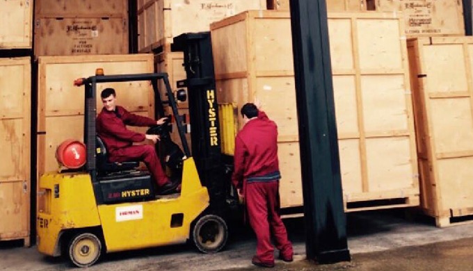 We offer a comprehensive secure storage service in South Wales. Purpose-built modern heated warehous...