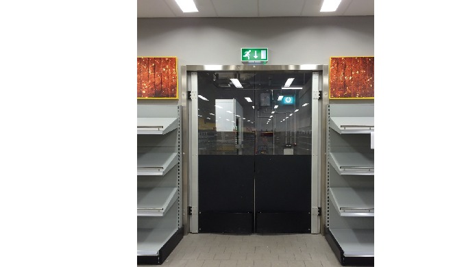 Door System, Swing doors