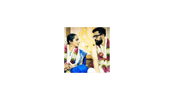 We provide Indian wedding photography in Singapore.