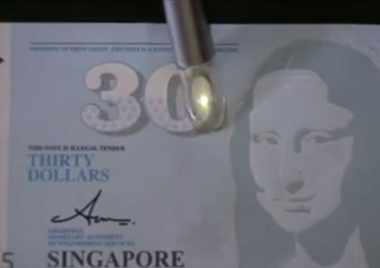 Encres anti-stokes Petrel