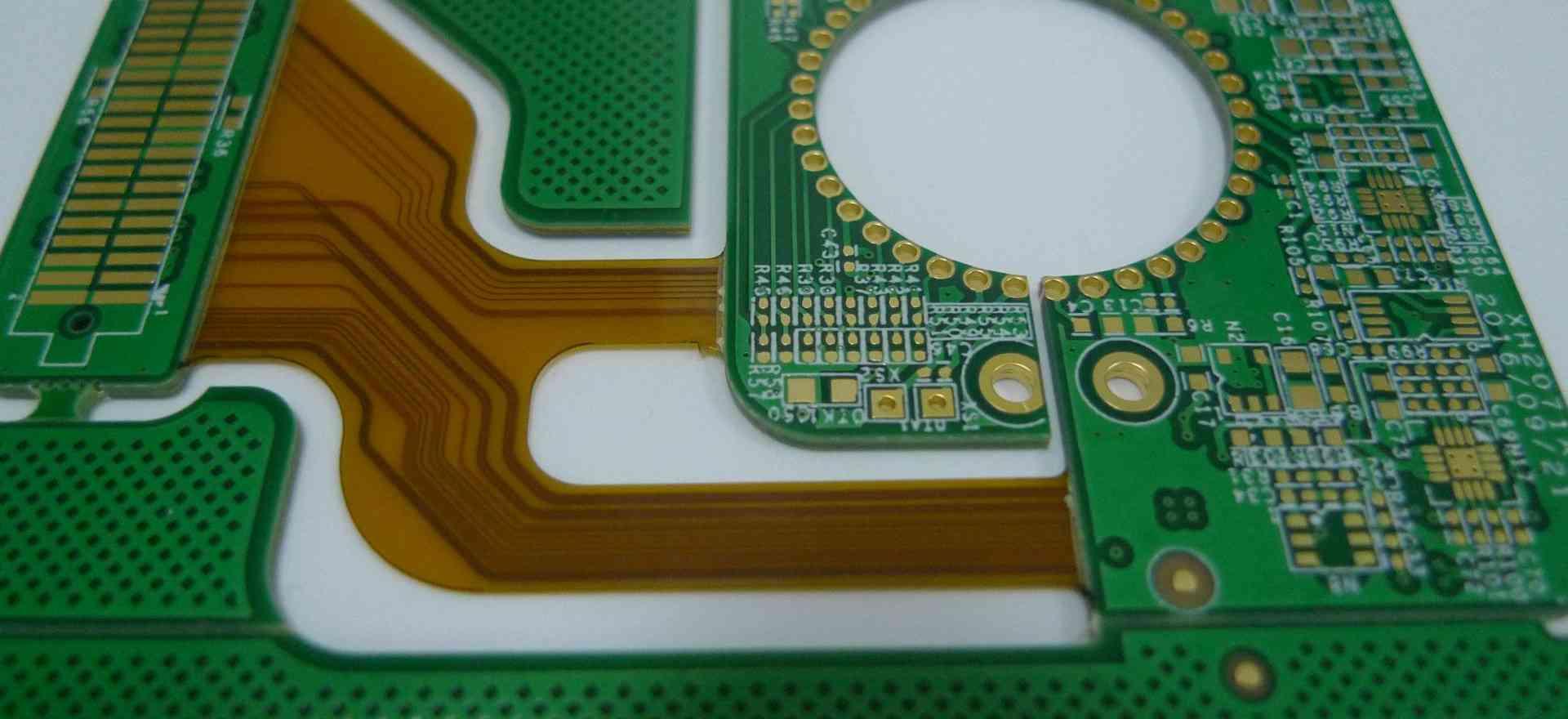 Rigid-flex PCBs from Micropack combine the structural stability of rigid bo...
