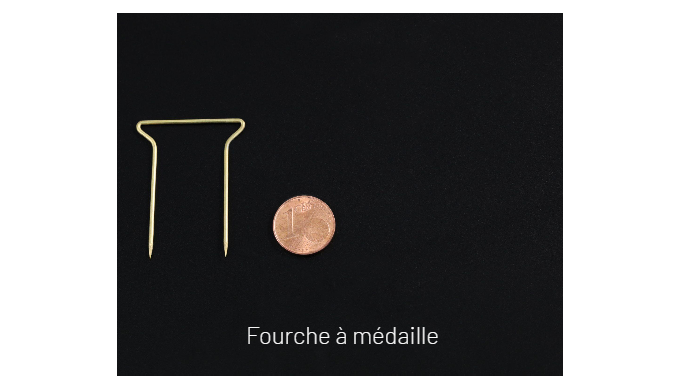 Pièces en fils et bandes métalliques Luxe et textile