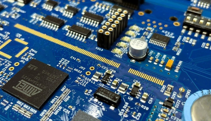 Entdecken Sie die Effizienz und Präzision unserer SMD-Bestückung. Unsere hochmoderne Technologie und...