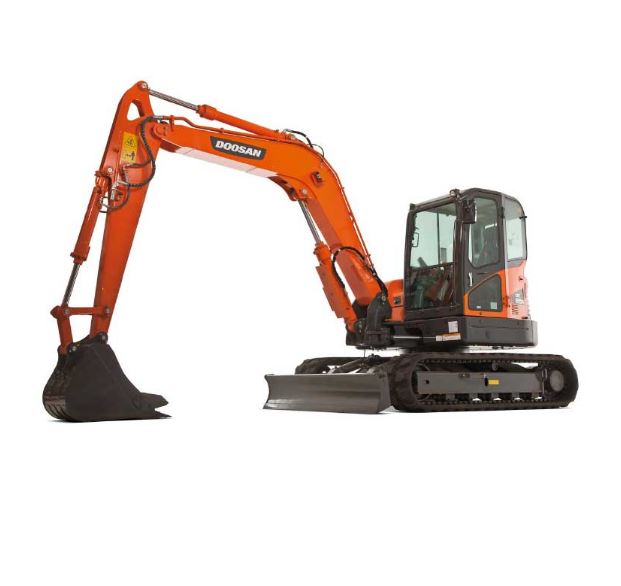 DOOSAN vous présente la mini-pelle, le plus large de sa gamme : la mini-pel...