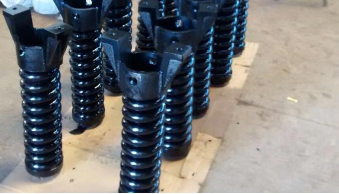 All of our Track adjusters, TTRA, and tensioners have unique seal groups to ensure ZERO oil leakage,...
