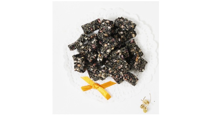 The black perilla seed, a leading runner of black food It makes the five viscera healthy! It’s a foo...