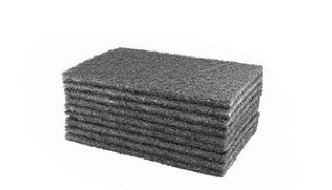 Polyamide fibre fleece sheets with silicon carbide for hand sanding