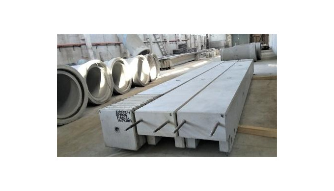 Железобетонные колонны для промышленных складов.