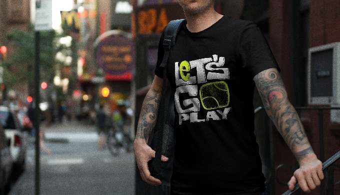 T-Shirt di alta qualità stampata con tecnologia DTG. Maglietta 100% cotone con stampa ad alta risolu...