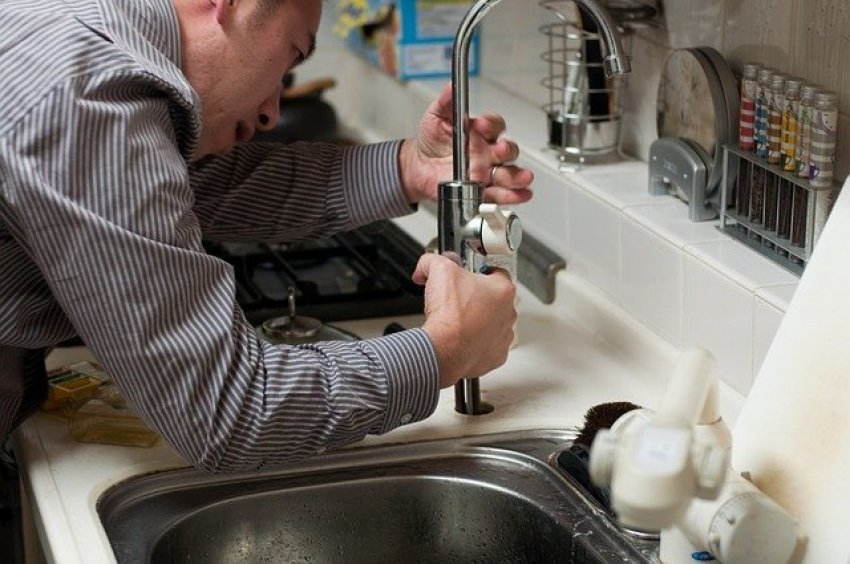Installation des tuyauteriesRobinetterieBaignoireDouchesRénovation