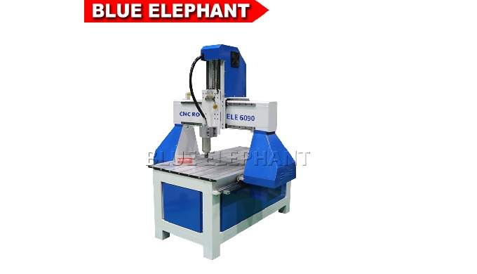 Certifica&ccedil;&atilde;o CE pvc grava&ccedil;&atilde;o mini cnc router para publicidade