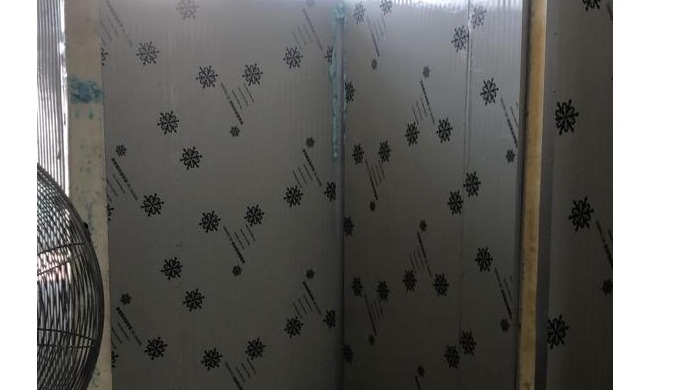 We help you build and maintain your cold storage facilities, freezer room and chiller room with prof...