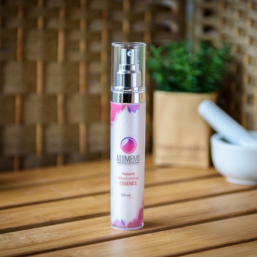 ATOMEMO Silver Premier Essence is a natural moisturizer and nourishing essence formulated with high-...