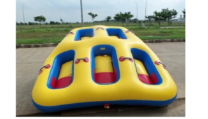 Type:inflatable FLYFISH Size:3 tubes with 6 seats for 6 people Material: PVC0.9mm tarpaulin + Rubber...
