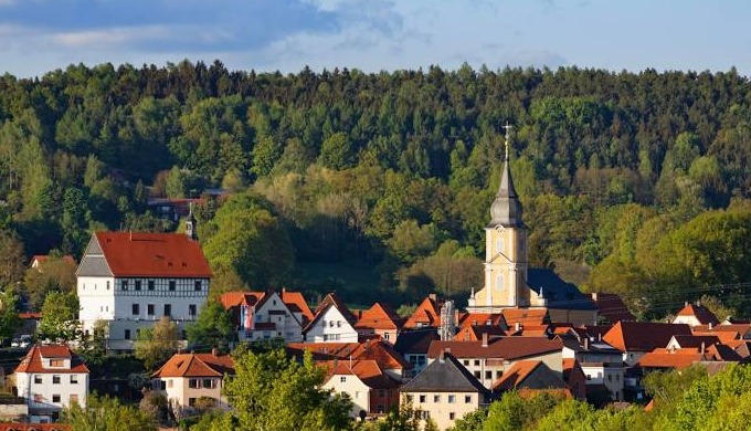 Kompetenzen und weitere Standorte: