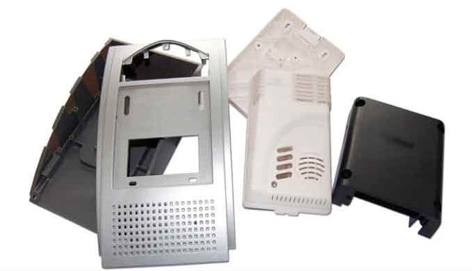 PLASTIC INJECTION MOLDING