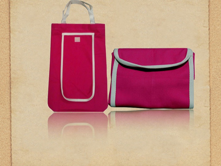 Bags made of 100% Regular Cotton fabric.Enviromentally friendly multi-use bag with good appearance.C...