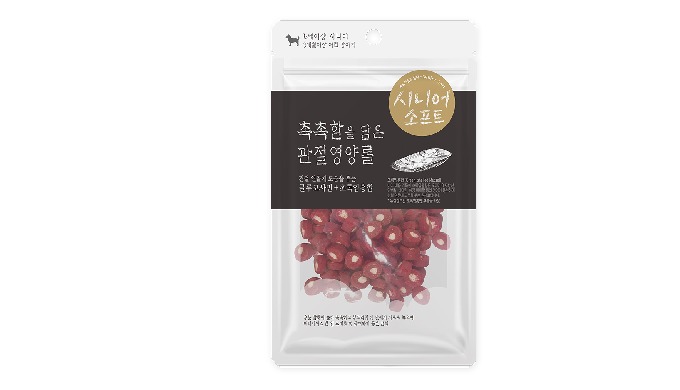 Wheat Flour, Corn Starcg, Chicken powder, musselessence, glucosamine. It is a soft-type snack made w...