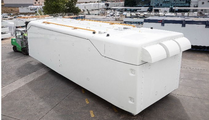 Fiberglass components of wind turbine nacelles and bushings