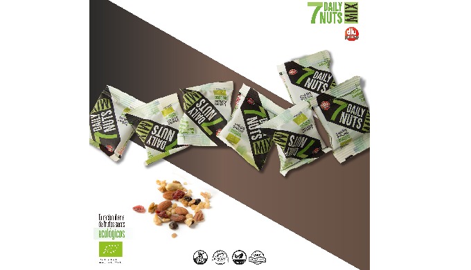 7 Daily Nuts Mix : 7 Daily Nuts, tu ración diaria de frutos secos ecológicos. Envasado en cómodos pa...