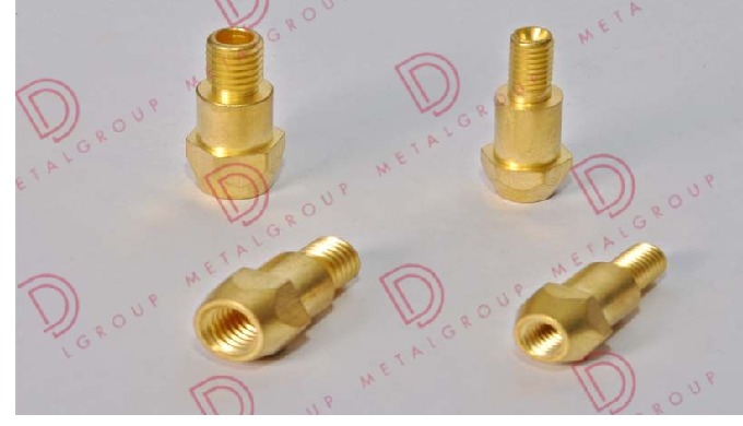 We offer an exclusive gamut of highly efficacious metal auto parts that is manufactured from the exc...