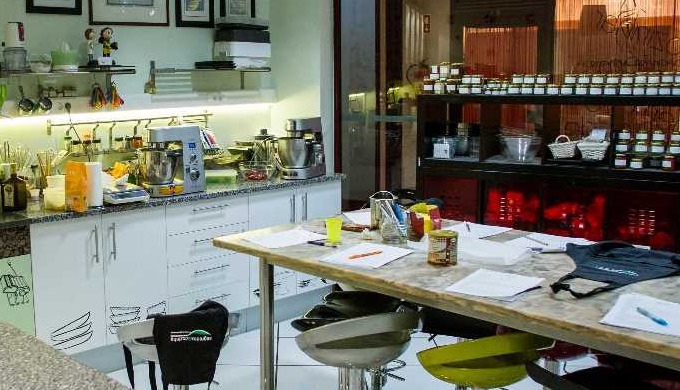 Cozinha Iniciados é realizada na Escola, Segredos d´avó que fornece todos os ingredientes para a ela...