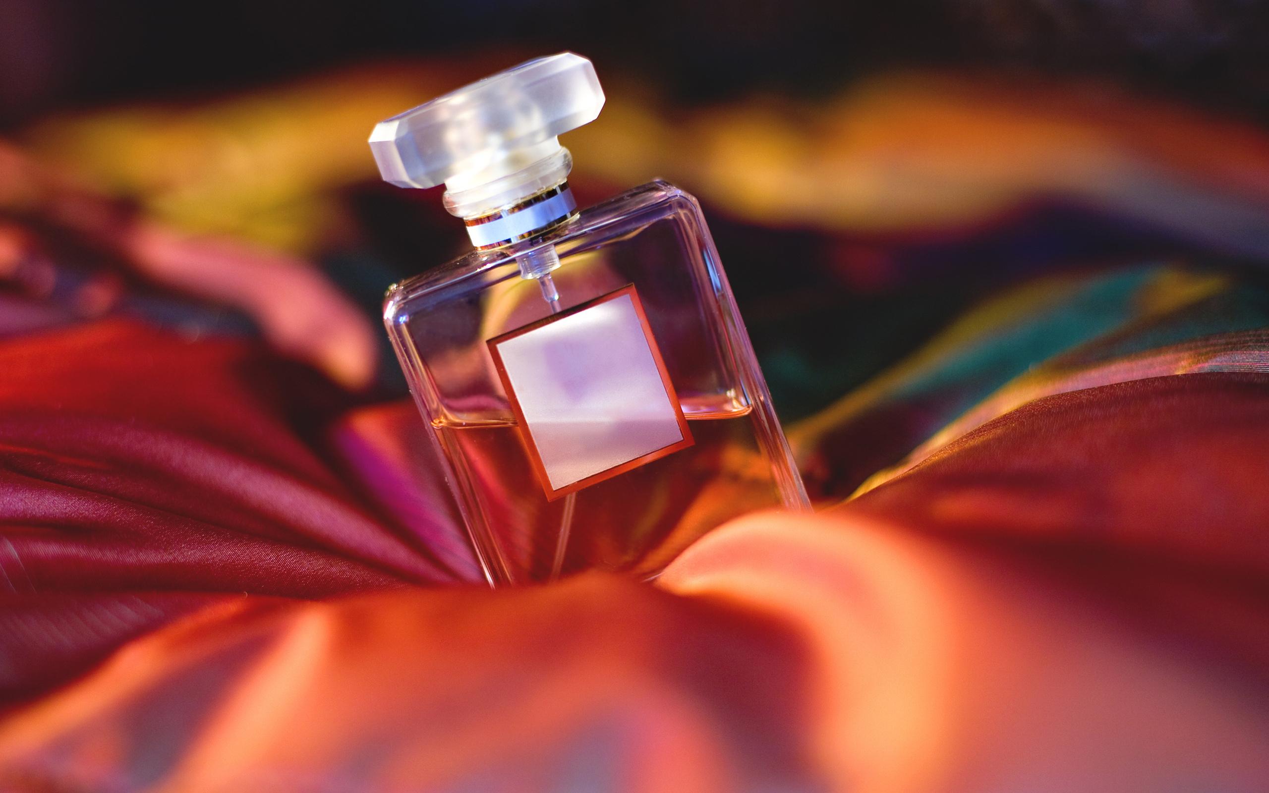 A A Perfumes is a Mumbai-based fragrance manufacturer offering a range of perfumes designed to deliv...