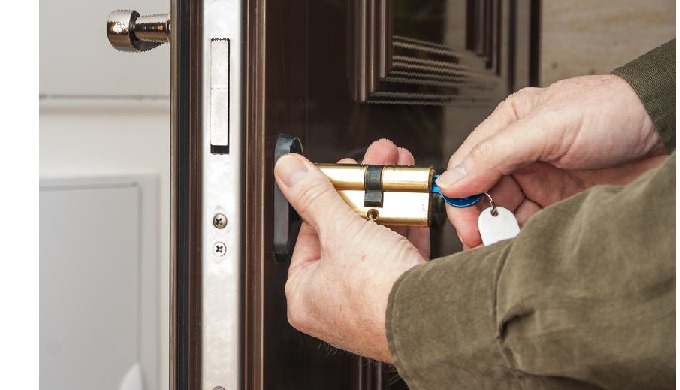 Jay the Locksmith Crystal Palace is a professional locksmith service offering residential, automotiv...
