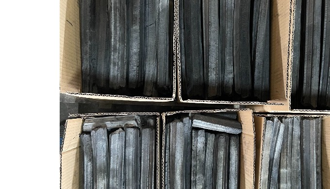 our sawdust briquette charcoal production process goes through 5 stages ( Crushed sawdust -> Seiv...