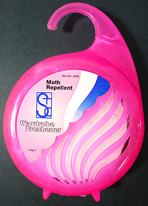 STC Moth Repellent 2088 Weight: 110g Color: Mixed Packing: 1 Doz plastic hanging case / pack Carton:...