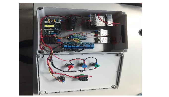 Producto IoT de control agricola para su sistema de riego, control de la situación ambiental y las c...
