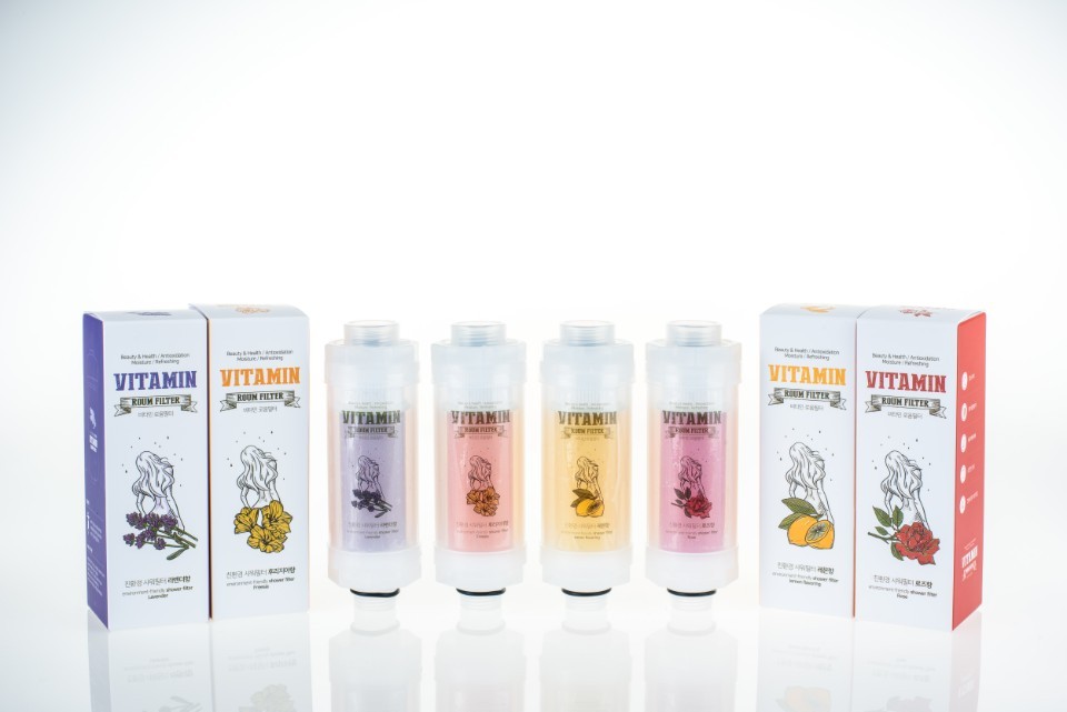 1. Vitamin filter : Our vitamin filter releases Vitamin C that helps antioxidant effect, blood circu...