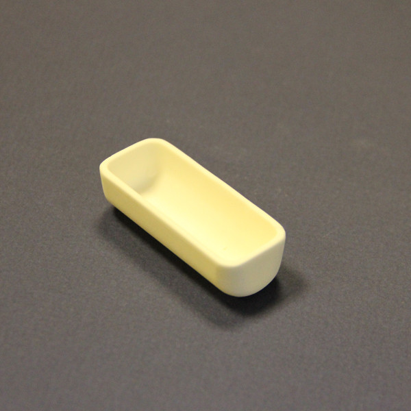 Round bottomed boat shaped crucible in recrystallised Alumina (99.8% purity). Manufactured in the Un...