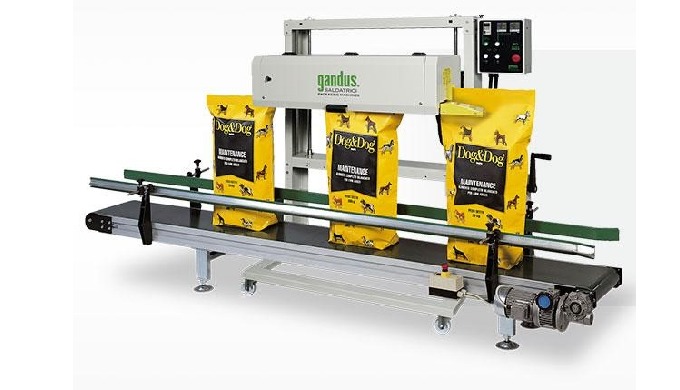 Rotary sealer for all types of heat sealable materials for heavy duty bag packaging. Designed and bu...