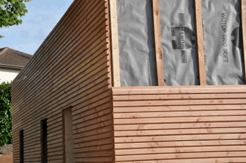 Nous réalisons tous vos travaux d'isolation par l'extérieur, bardage bois, bardage plaque ciment com...